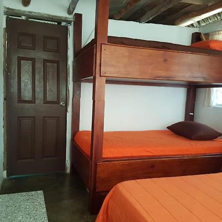 Mi Casa En La Playa Bed and Breakfast Escuintla Buitenkant foto