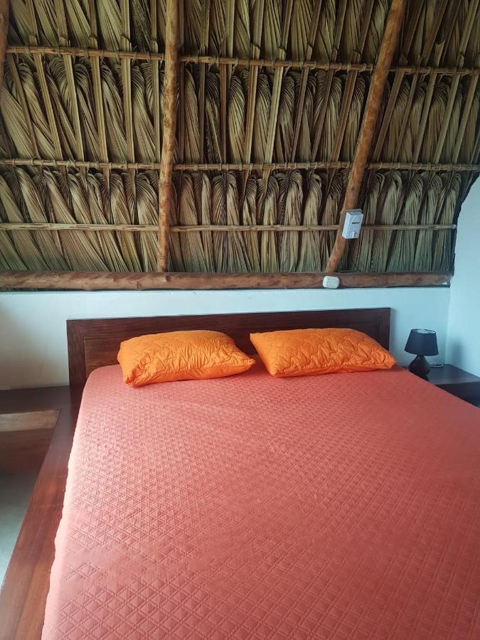 Mi Casa En La Playa Bed and Breakfast Escuintla Buitenkant foto